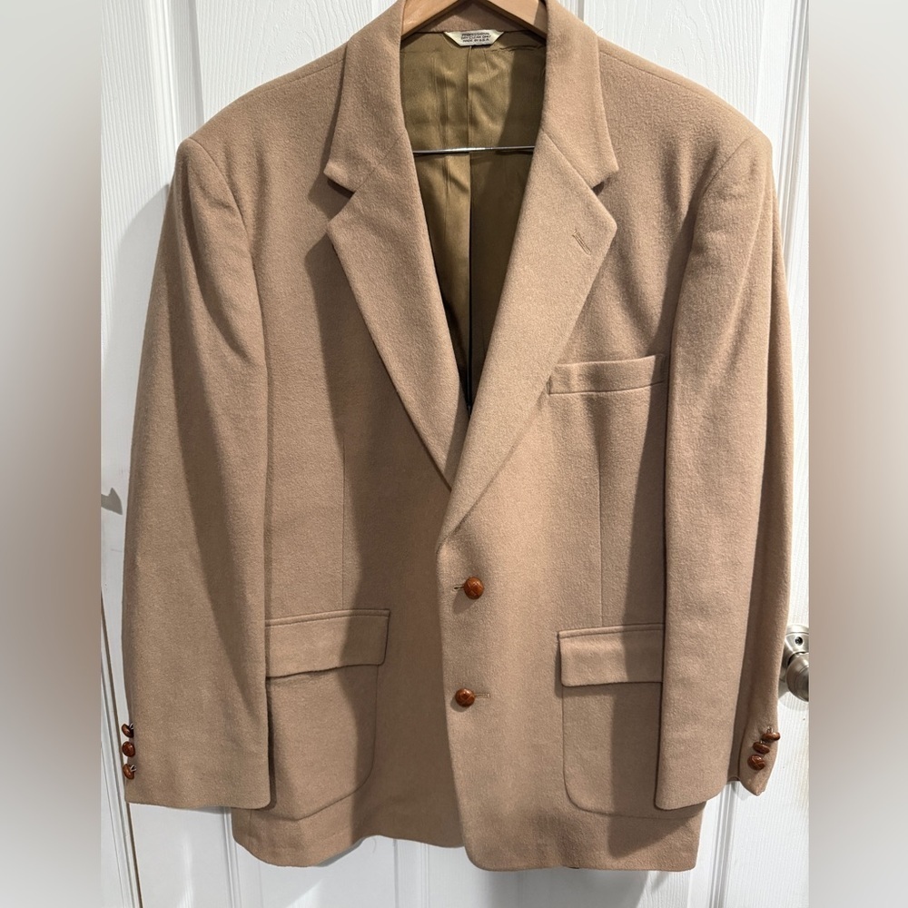 Classic Tan Cashmere Sport Coat Leather Buttons Old Money Quiet Luxury
